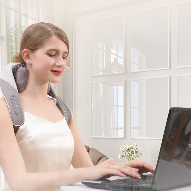 Multi-Area Heated Kneading Massage (Neck-Shoulder)